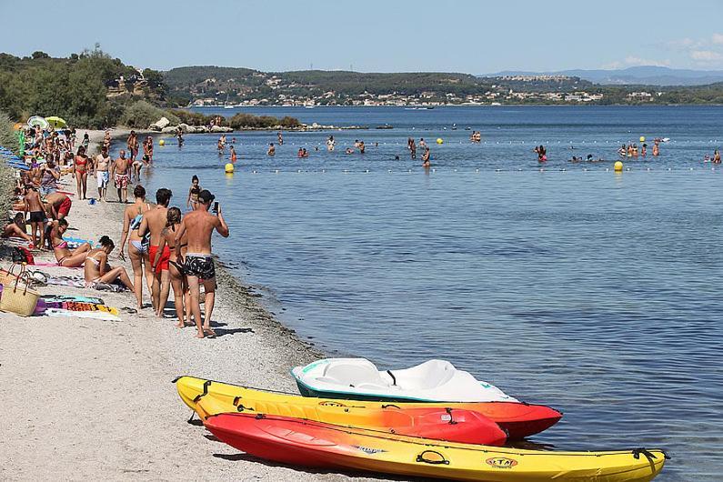 La Palmeraie Istres Exterior foto
